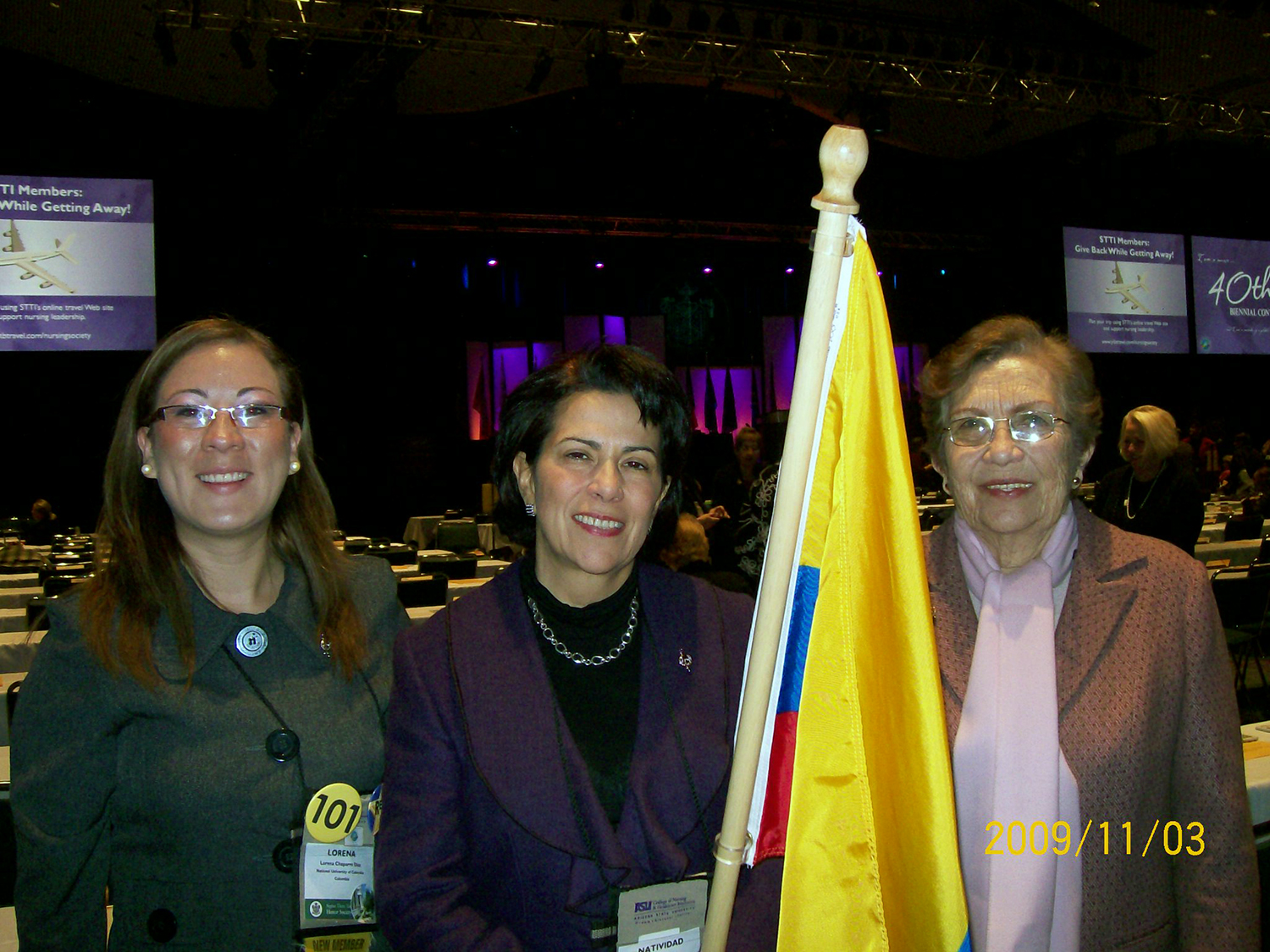 Participación del Grupo y miembros del Capítulo Upsilon Nu de la Sigma Theta Tau internacional, en Indianápolis, 2009
